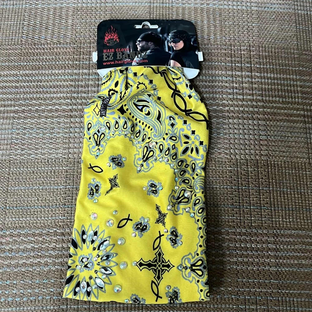 Hair Glove by EZ-Bandz.